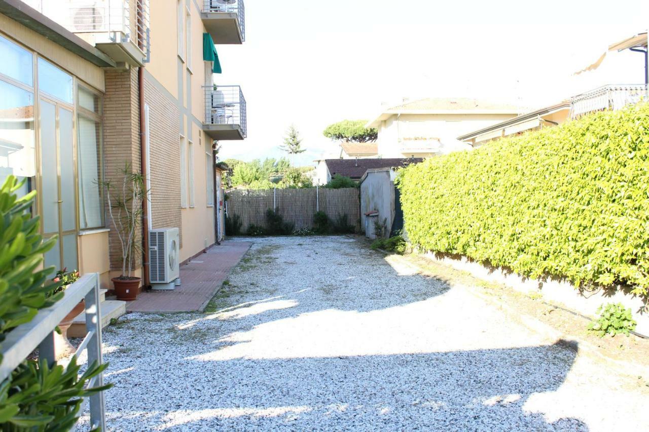 Hotel Luca Lido di Camaiore Esterno foto